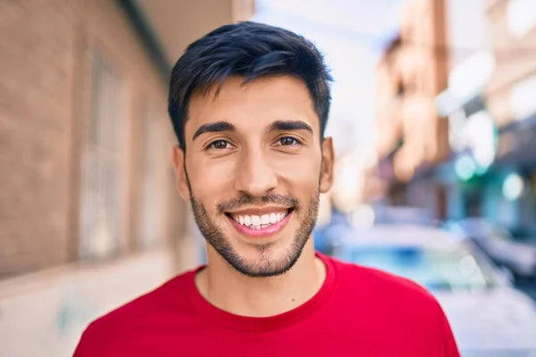 Julián P.
